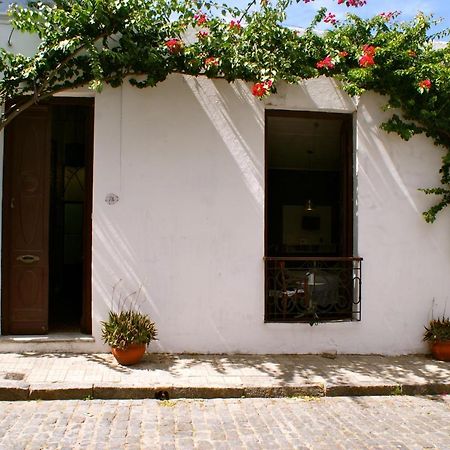 Estudio Taller De Tejas Colonia B&B Colonia del Sacramento Luaran gambar