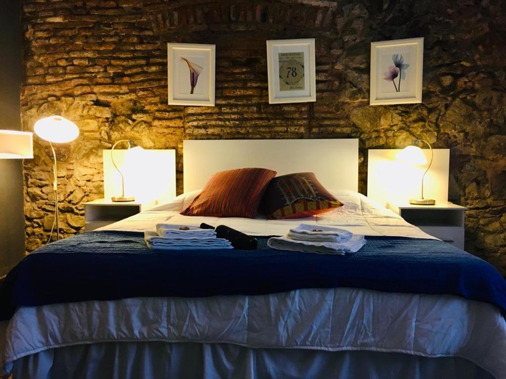 Estudio Taller De Tejas Colonia B&B Colonia del Sacramento Luaran gambar