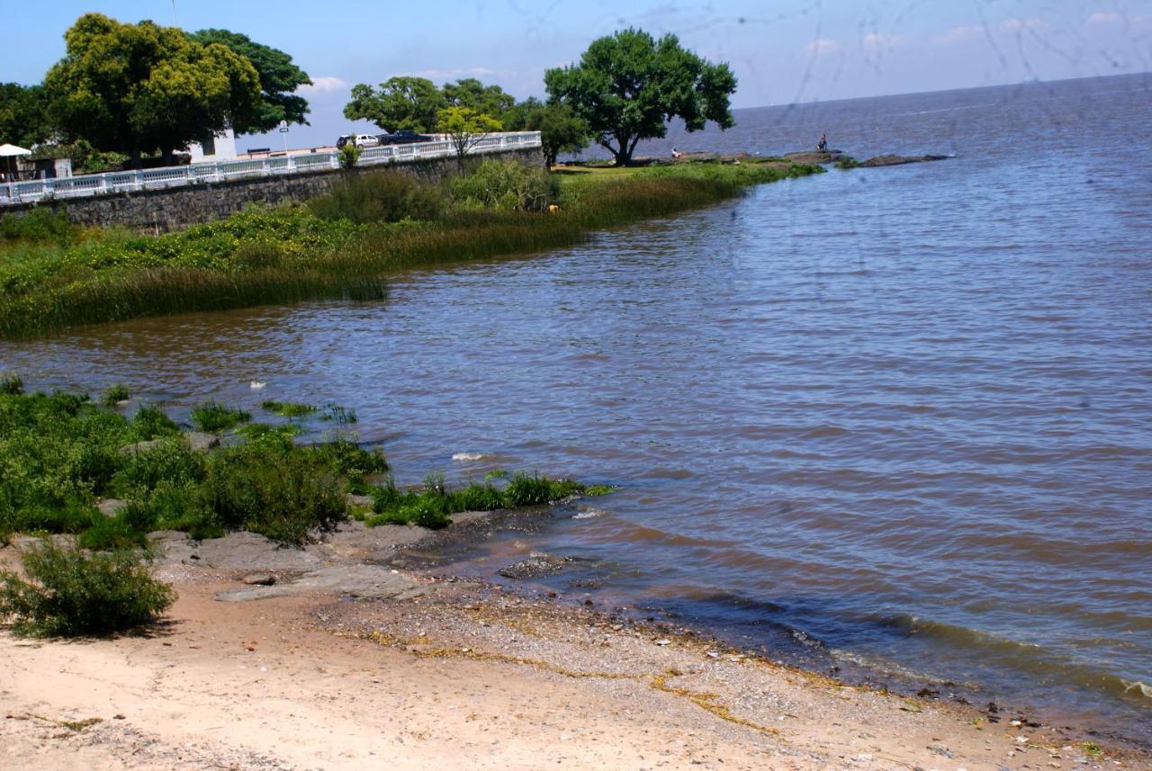 Estudio Taller De Tejas Colonia B&B Colonia del Sacramento Luaran gambar