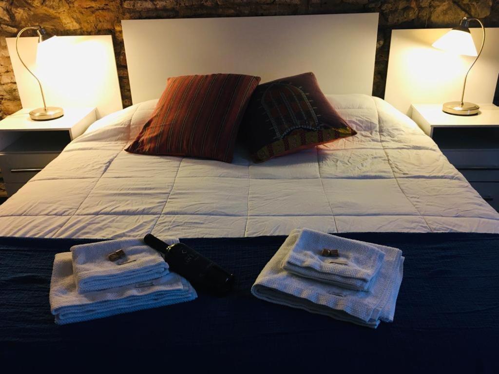 Estudio Taller De Tejas Colonia B&B Colonia del Sacramento Luaran gambar