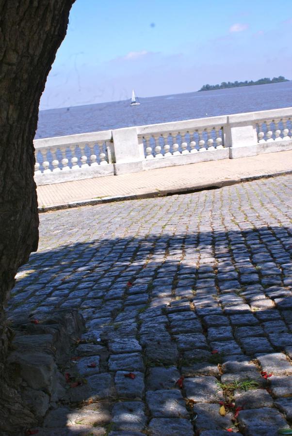 Estudio Taller De Tejas Colonia B&B Colonia del Sacramento Luaran gambar