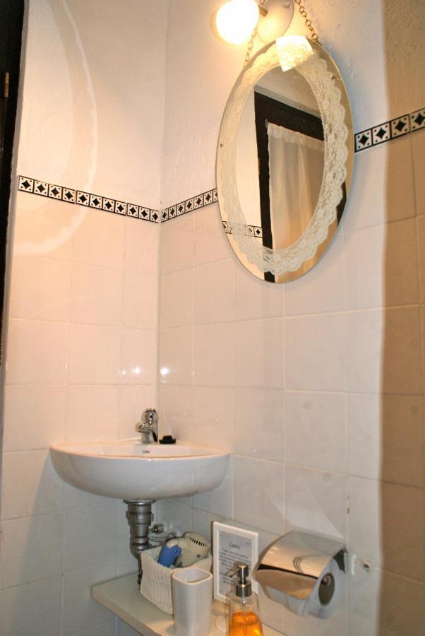 Estudio Taller De Tejas Colonia B&B Colonia del Sacramento Luaran gambar
